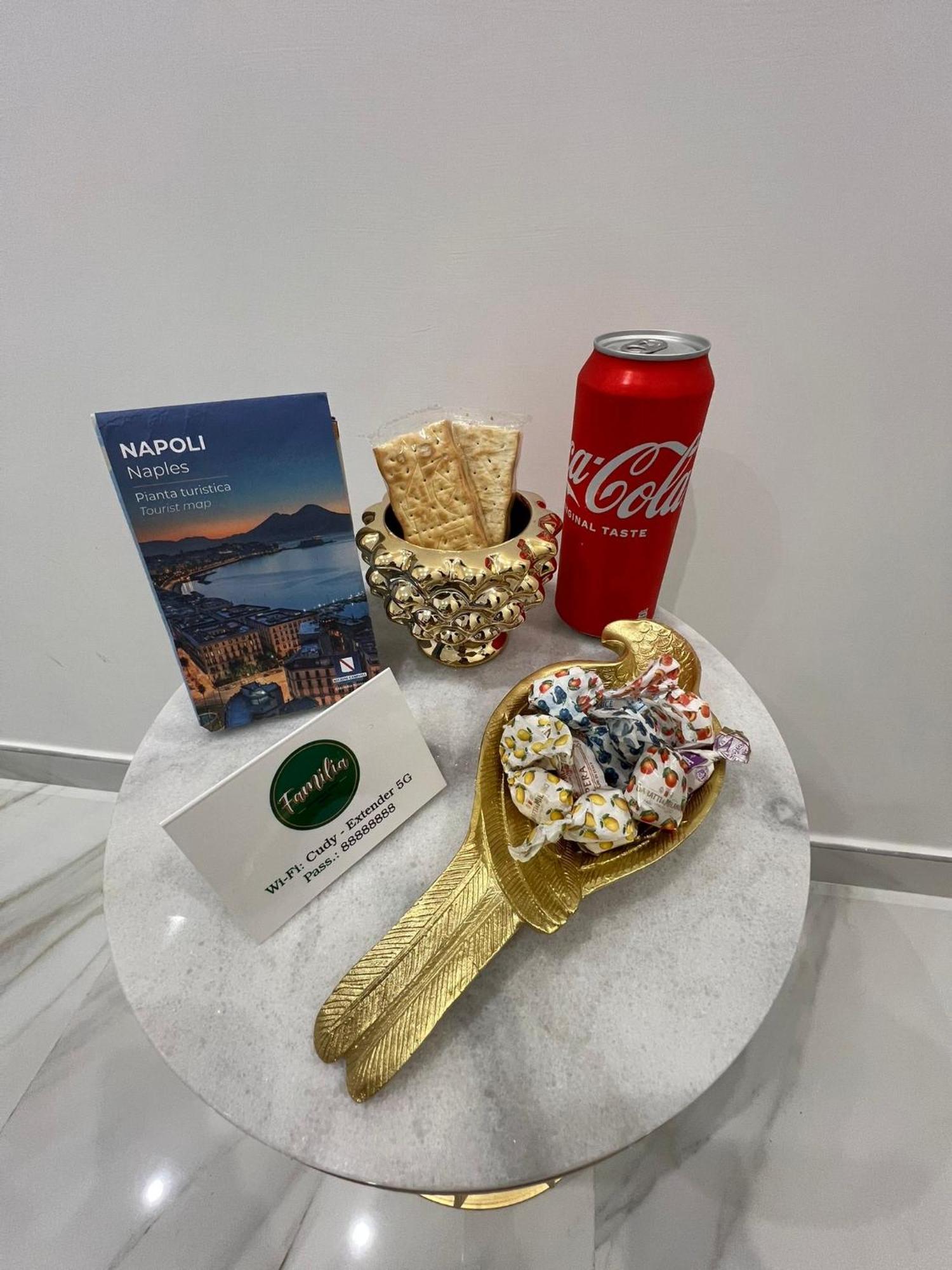 Familia Hotel Наполи Екстериор снимка